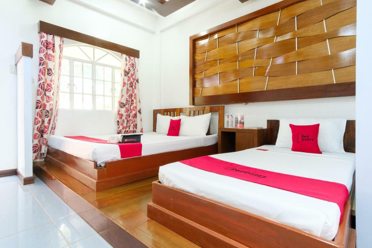 Reddoorz Premium @ Abueg Road Extension Puerto Princesa Екстериор снимка