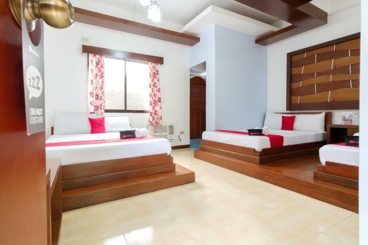 Reddoorz Premium @ Abueg Road Extension Puerto Princesa Екстериор снимка