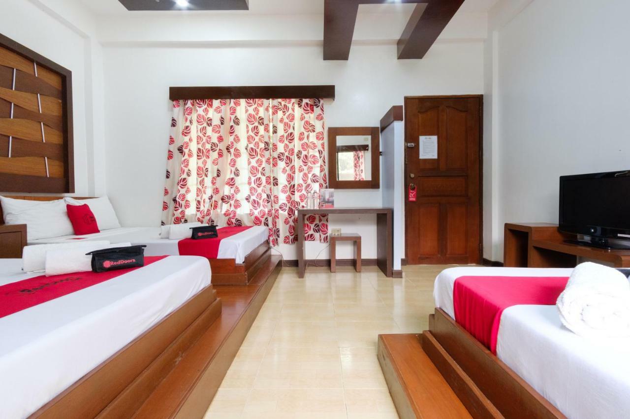 Reddoorz Premium @ Abueg Road Extension Puerto Princesa Екстериор снимка